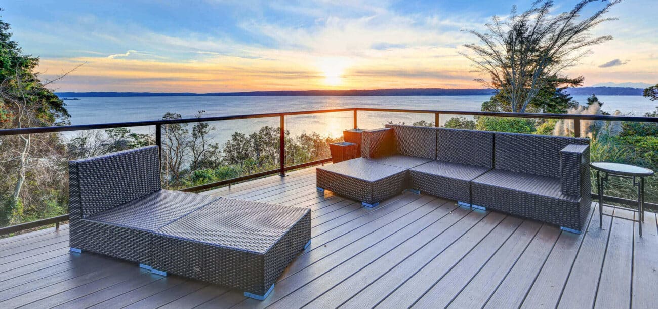 This article will provide homeowners with important information on installing decking in their gardens. Learn more about composite decking here.